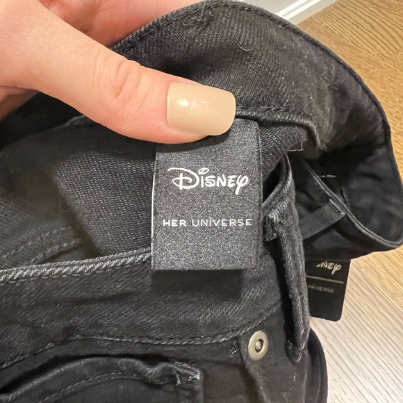 HOT TOPIC DISNEY The Nightmare Before Christmas Oogie Boogie Mom Jean SZ 17 Plus - Picture 6 of 14